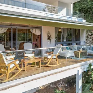 https://villa-loren-a3.comcaribbean.com