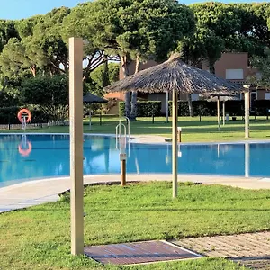 https://adosado-residencial-el-trebol-urbanizacion-novo-sancti-petri.es-andalucia.com